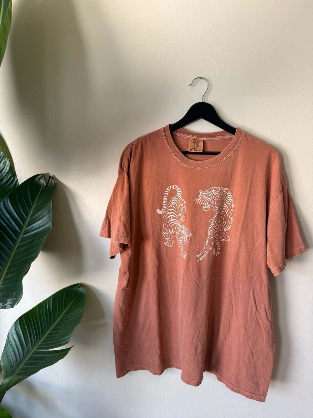 Comfort Colors Tiger Graphic Tee Vintage Wash XL